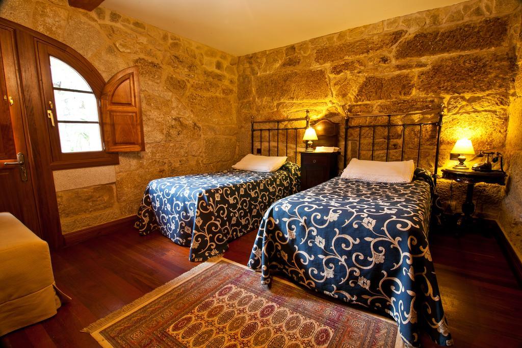 Casa Grande La Almuina Hotel Arbo Room photo