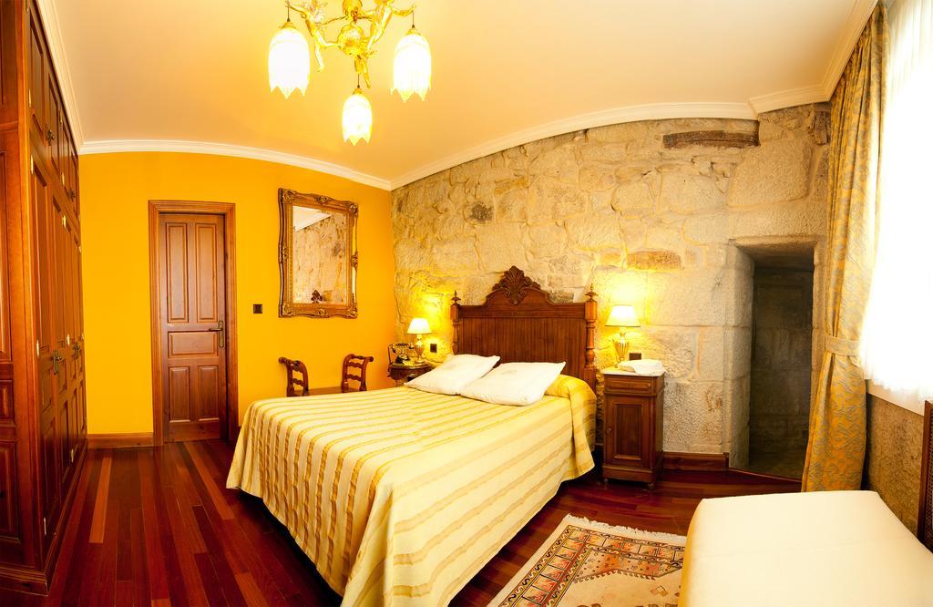 Casa Grande La Almuina Hotel Arbo Room photo